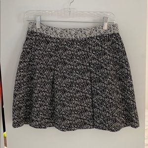 Banana Republic Black and White Skirt
